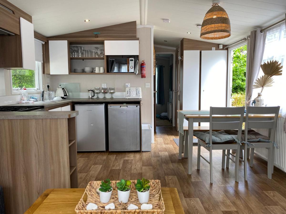 Cosy, Coastal Themed Holiday Home, Rockley Park, Poole, Dorset Exterior foto