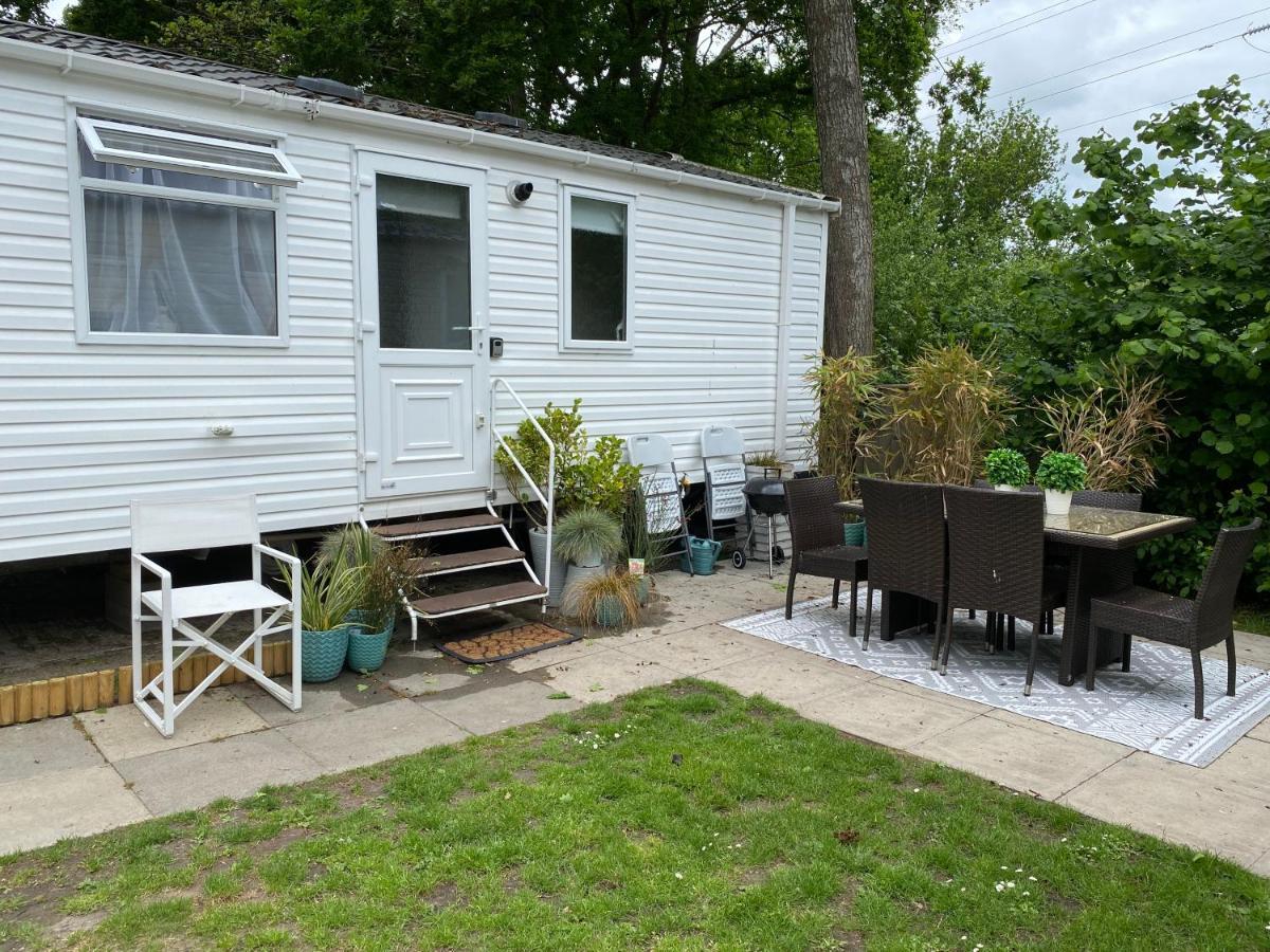 Cosy, Coastal Themed Holiday Home, Rockley Park, Poole, Dorset Exterior foto
